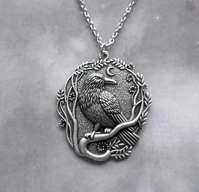Large Raven Necklace 