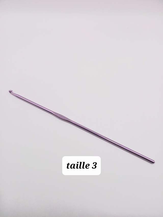 Crochet taille 03