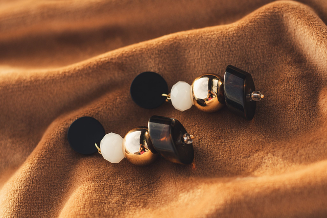 Yeda Earrings