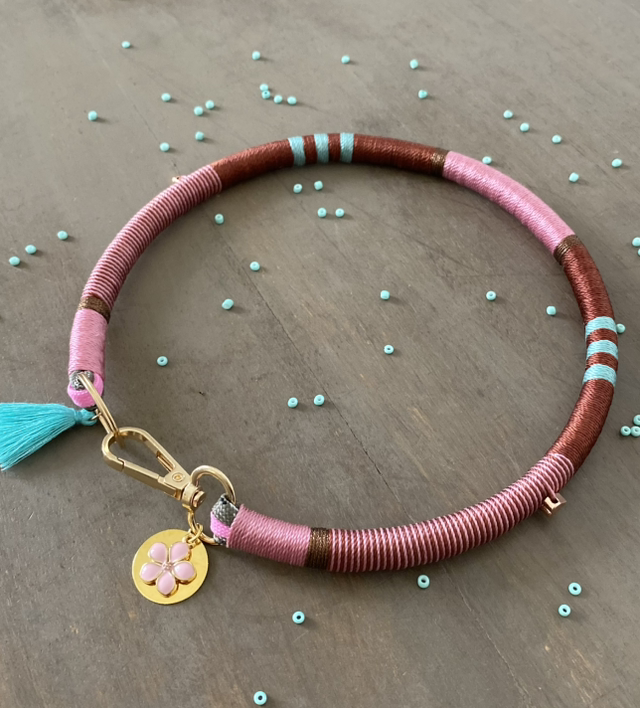 Collier bijou marron rose