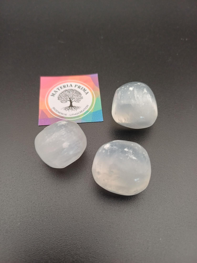 Sélénite (pierre roulée)