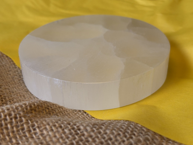 Selenite Charging Plate -10cm diameter