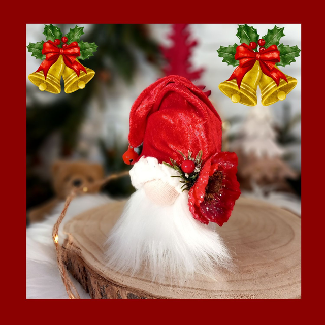 Tomte lutin père Noël à la fleur rouge