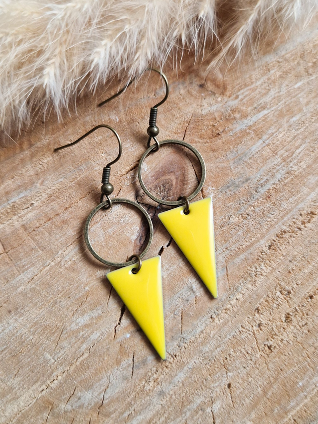 Boucles d'oreilles "Triangles émaillés" - Modèle bronze et jaune