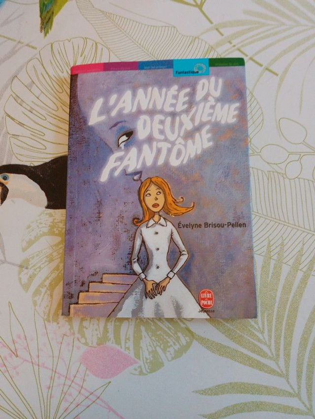 L'année du deuxième fantôme, Évelyne Brisou-Pellen