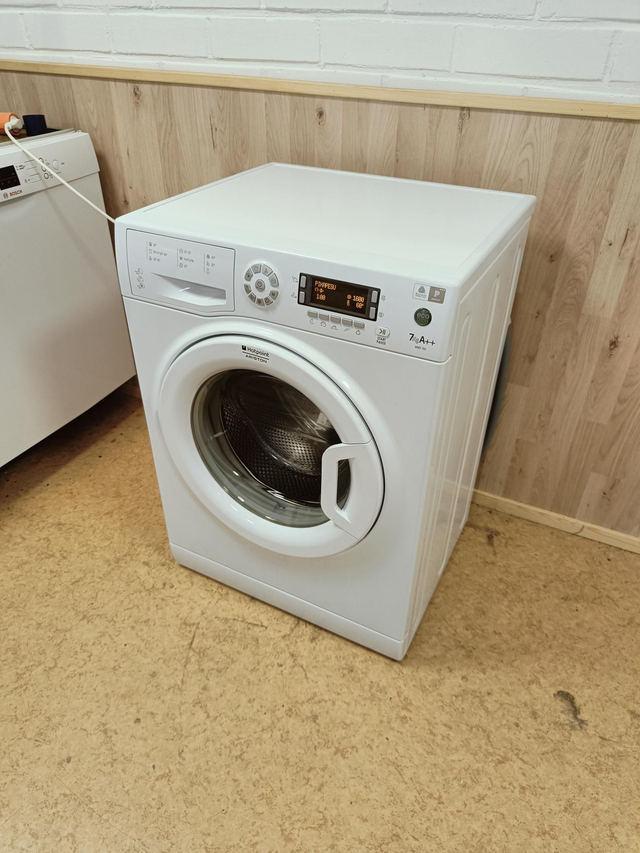 Hotpoint 7kg pesukone 