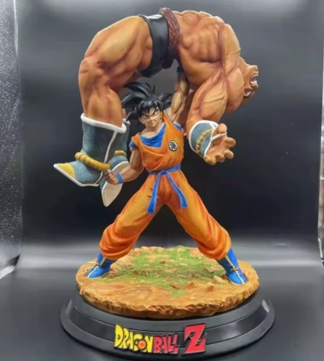 Dragonball Z collectors figuur Goku Nappa battle (23cm) Gloednieuw.