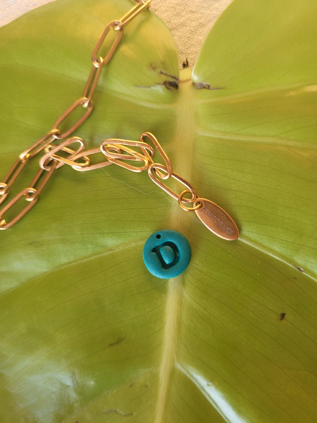 Buchstaben Anhänger 