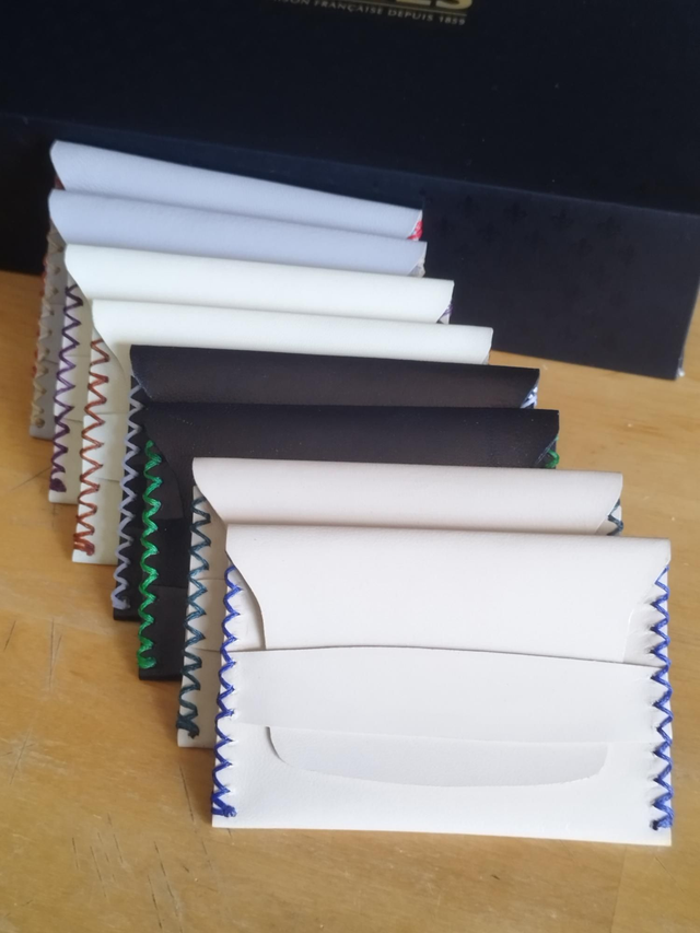 Porte-cartes en cuir de chèvre 