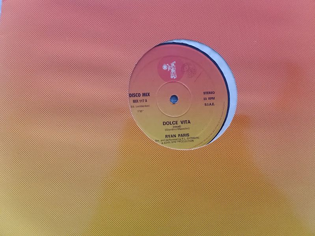 Ryan Paris – Dolce Vita