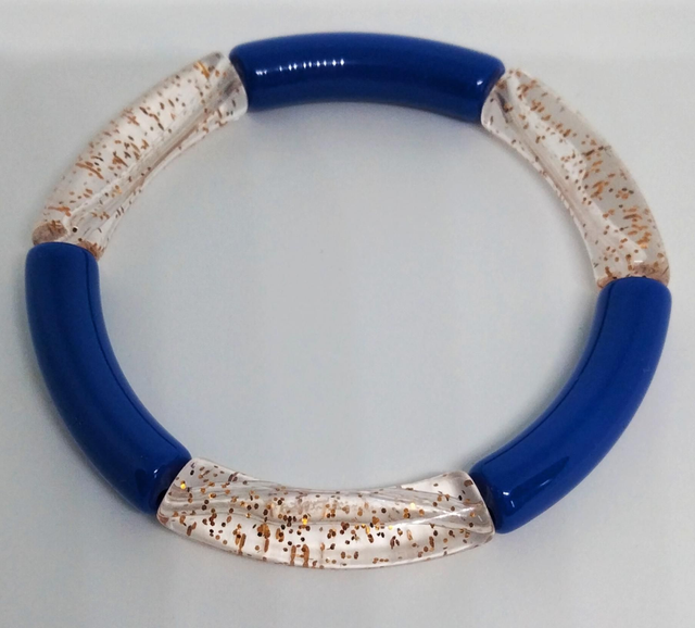 Bracelet perles tubes bleues