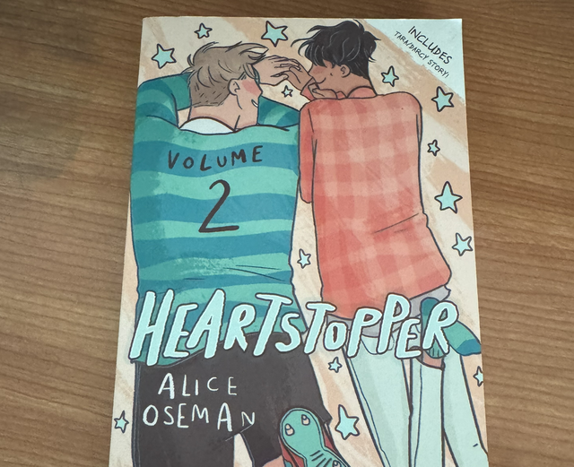 Heartstopper volume 2 