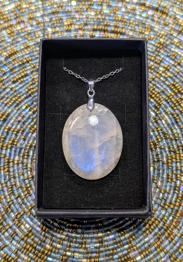 Pendentif Péristérite de Namalulu