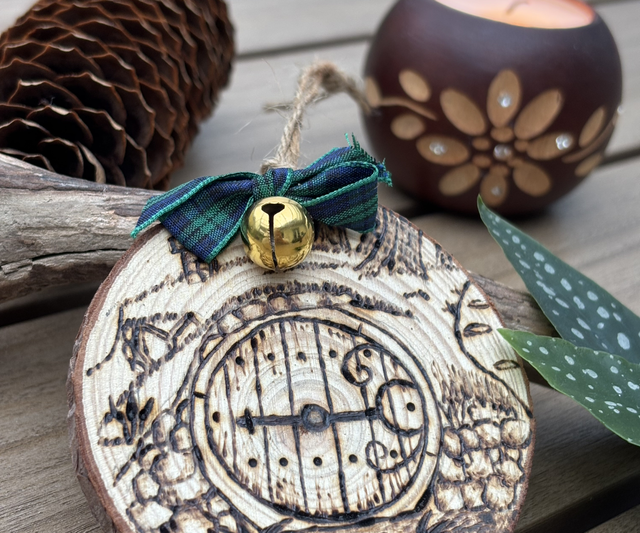 Boule de Noël Porte de la Comté