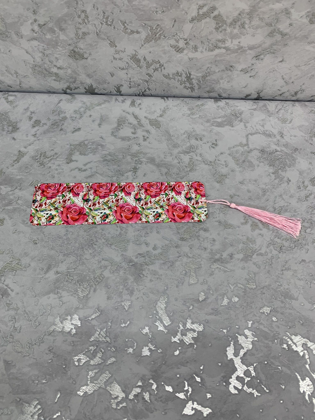 Pink roses metal bookmark  
