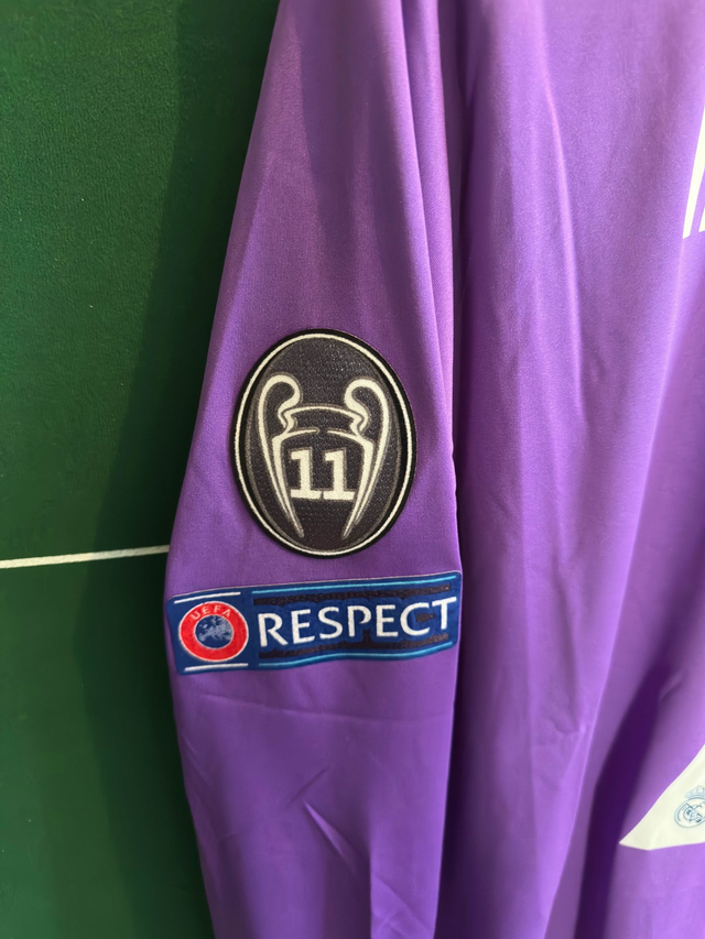 Retro Real Mαdrid 2016/17 Long Sleeves RONALDO