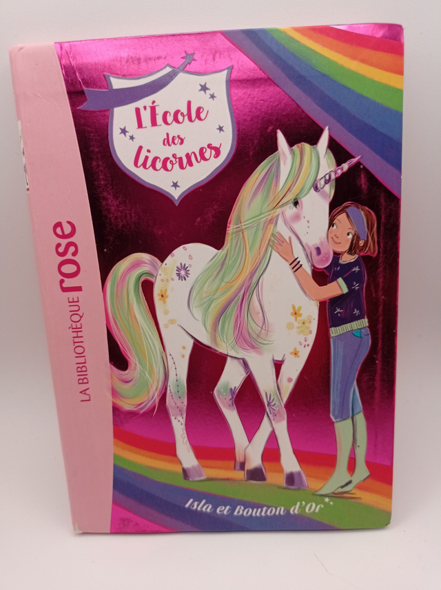 L'école des licornes : Isla et Bouton d'Or de Julie Sykes
