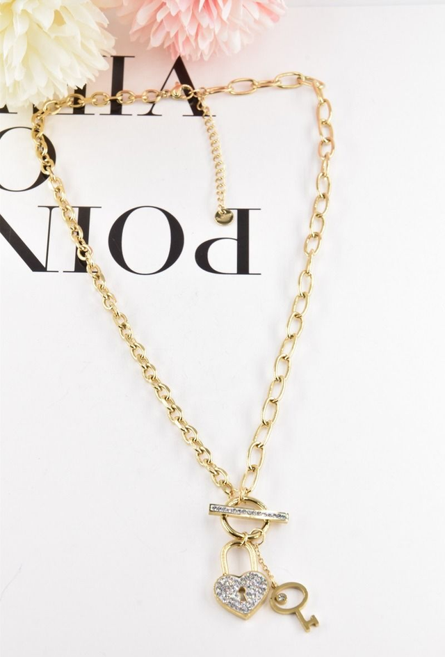 Collier cœur avec clé