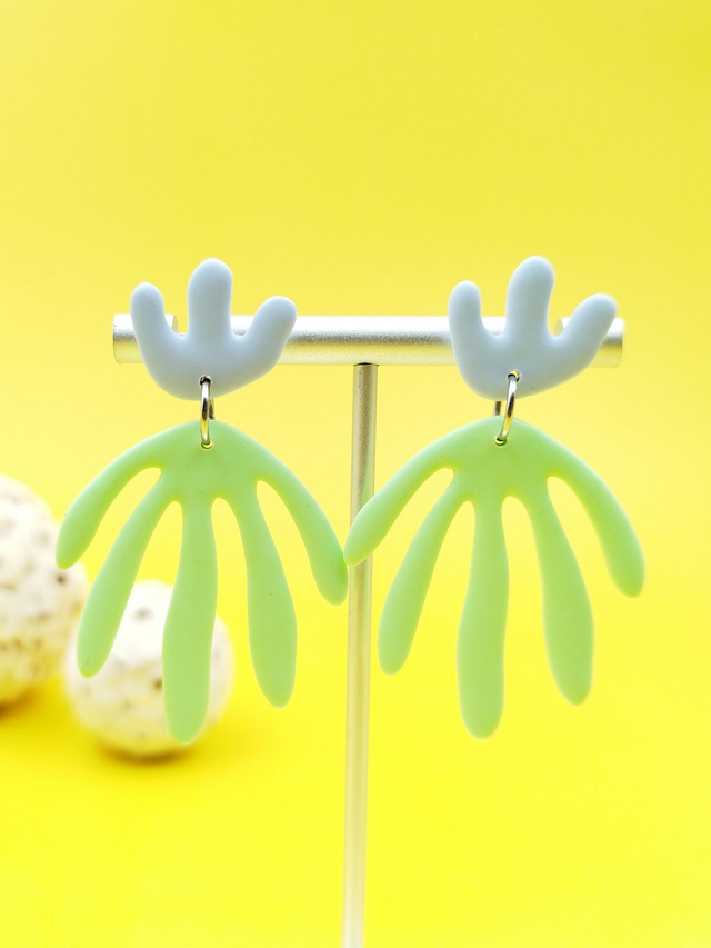 Boucles d&#039;oreilles &quot;Palmata&quot; Vert et Bleu pastels