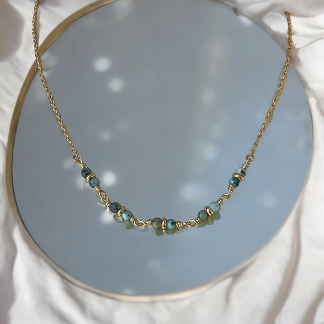 Collier Fin en Turquoise Africaine