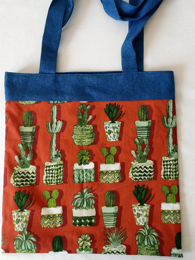 Tote bag