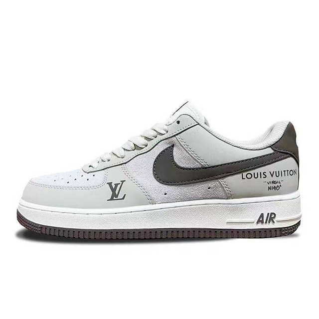  Nike Air Force 1 (Vendu sans la boîte )