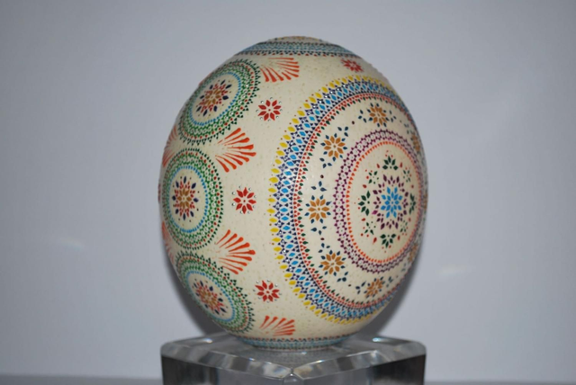 1 Straußenei Wachs- Bossier- Technik