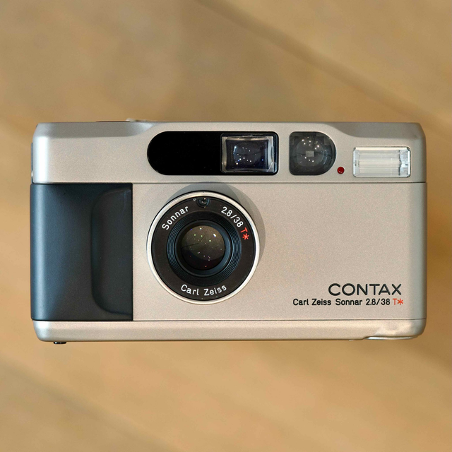 CONTAX T2