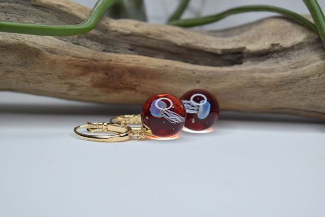 DORMEUSES MÉDUSE ROUGE MONTURE OR