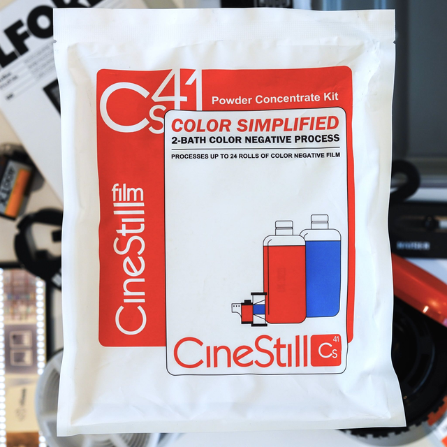 Entwickler: CineStill Cs41 2-Bath Color Simplified Powder Kit