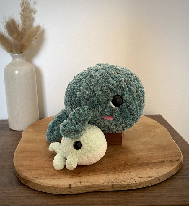 Maman baleine et son bébé