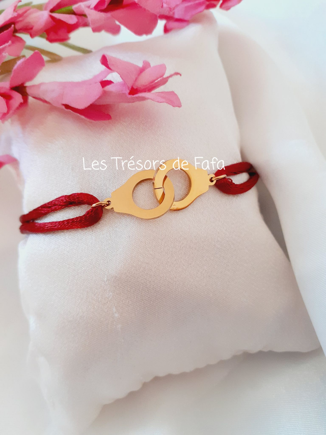 Bracelet menotte cordon rouge bordeaux