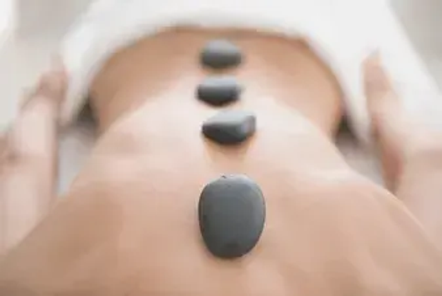 30 Minute Hot Stone Massage