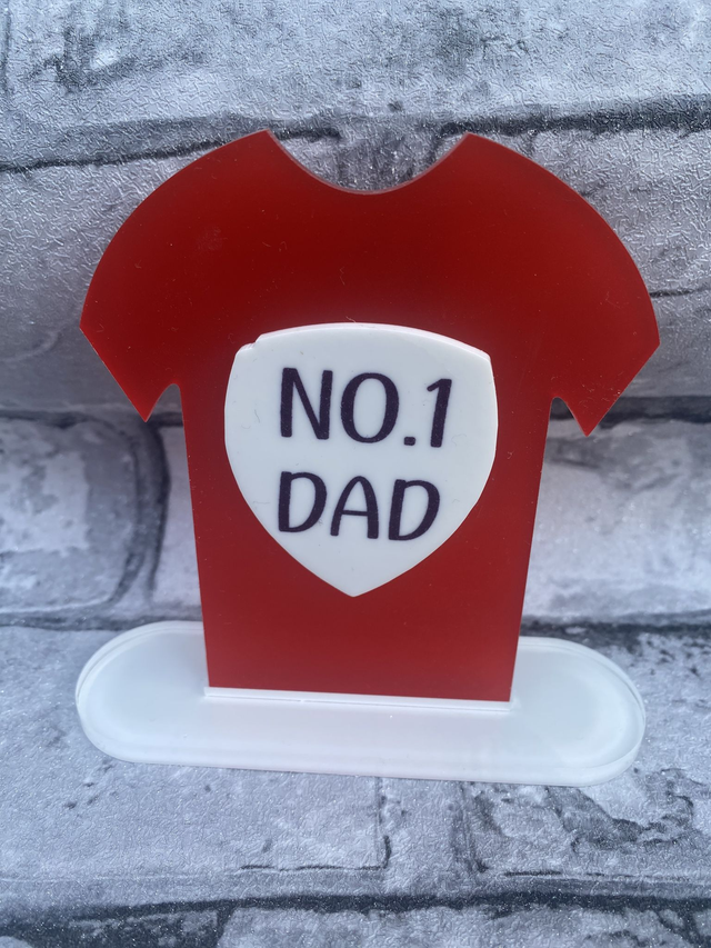 Number 1 Dad t shirt stand