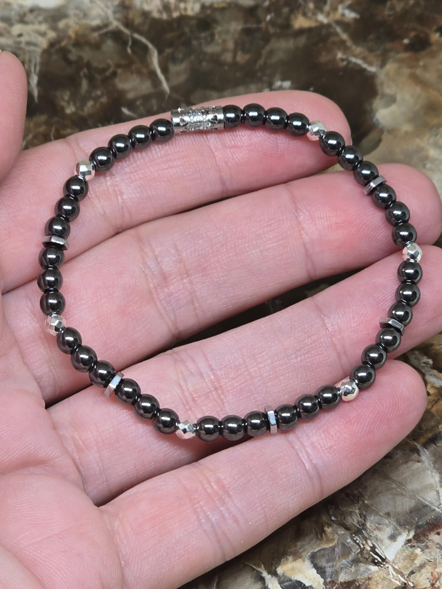 Bracelet Hématite 0,4 cm