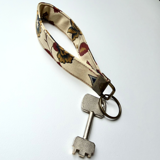 Porte-clés dragonne en tissu vintage 