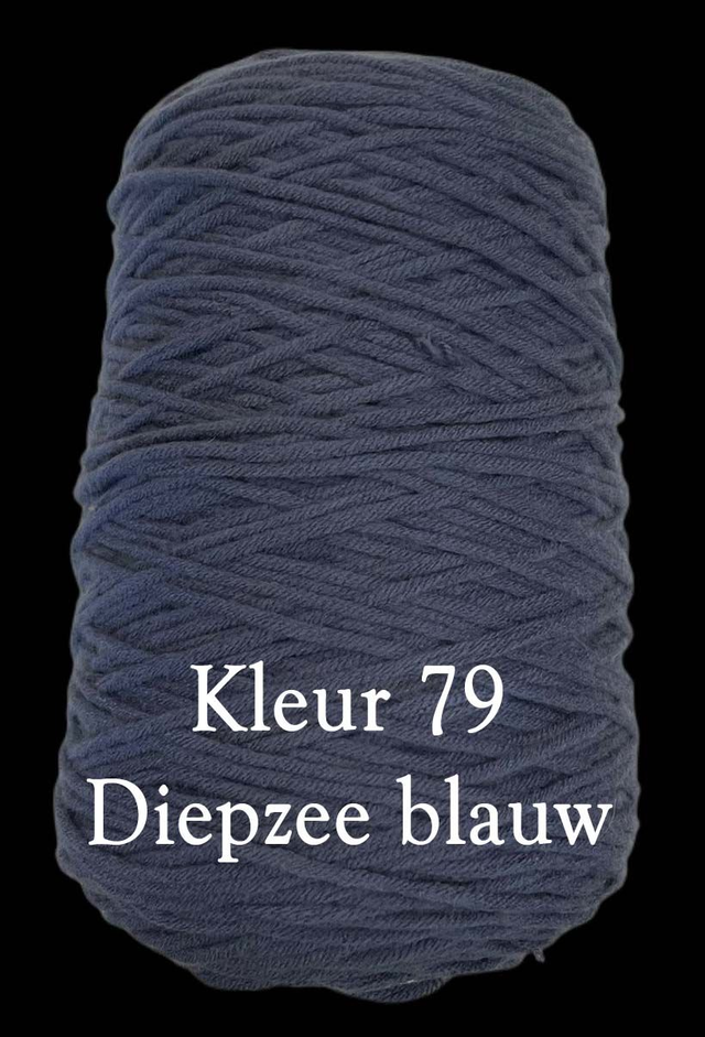 Tufting Yarns 400 gram 8 draads dik
