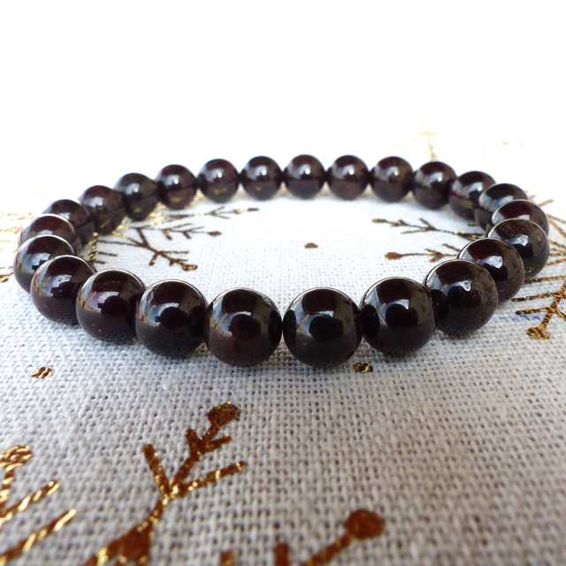 Bracelet Grenat 8 mm