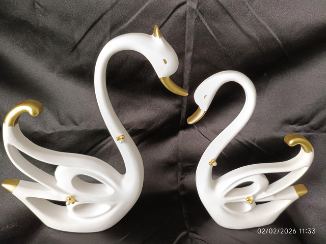 Couple de cygne en céramique 