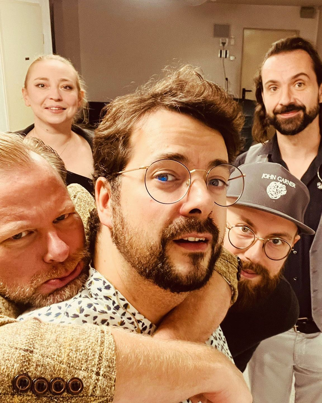 JOHN GARNER LIVE - 60 Minuten Wohnzimmerkonzert PLUGGED