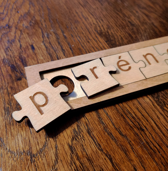 Puzzle apprentissage prénom 