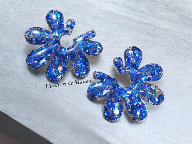 Boucles d&#039;oreilles &quot; Julia &quot;  en résine et paillettes pour femme, tendance 
