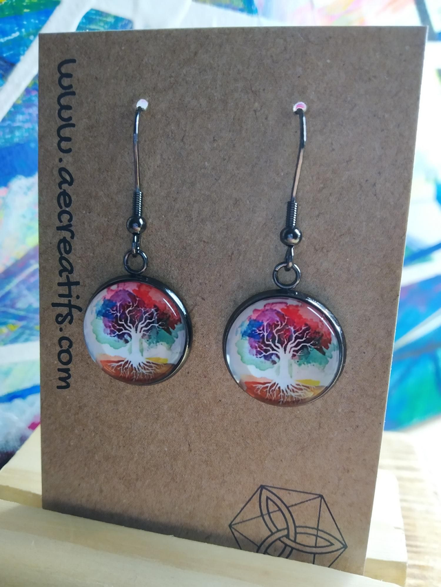 Boucles d&#039;oreilles cabochons couleurs arbre 