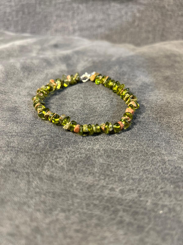 Olivine &amp; Unikate