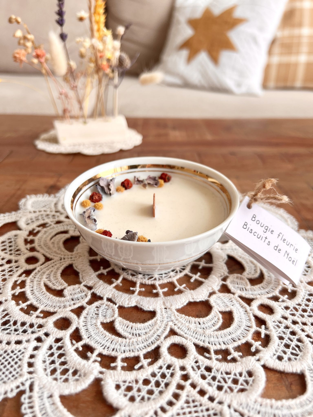 ✨ Bougie Biscuits de Noël - tasse à thé "double liseré or"