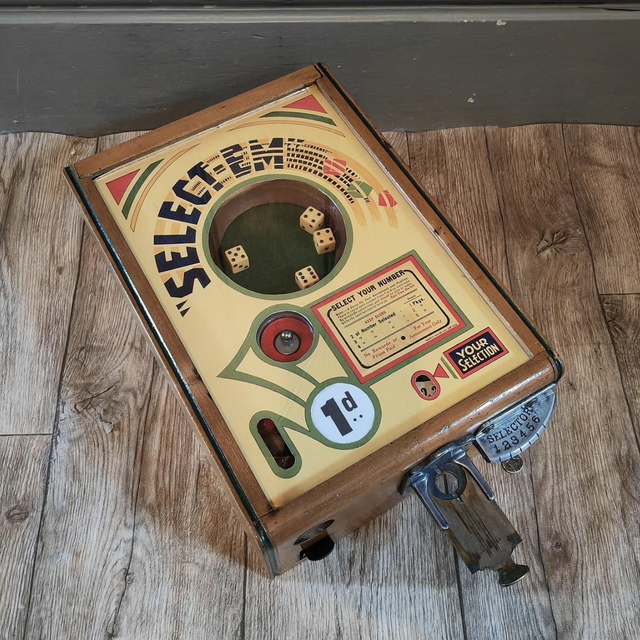 Select em trade Stimulator gumball machine 