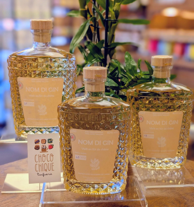 Nom Du Gin vieilli en fût de chêne de la Distillerie du Fays