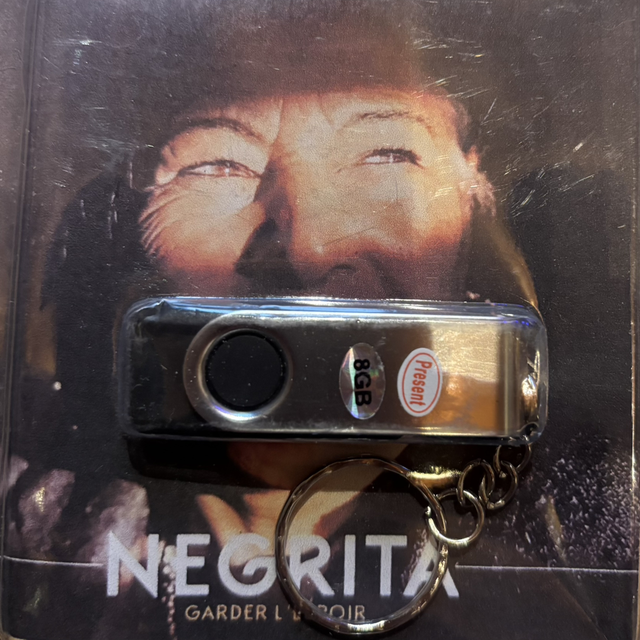 Clé USB dernier album de Negrita « garder l’espoir »