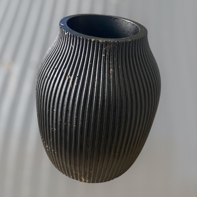 Le Vase des Murmures Terrestres