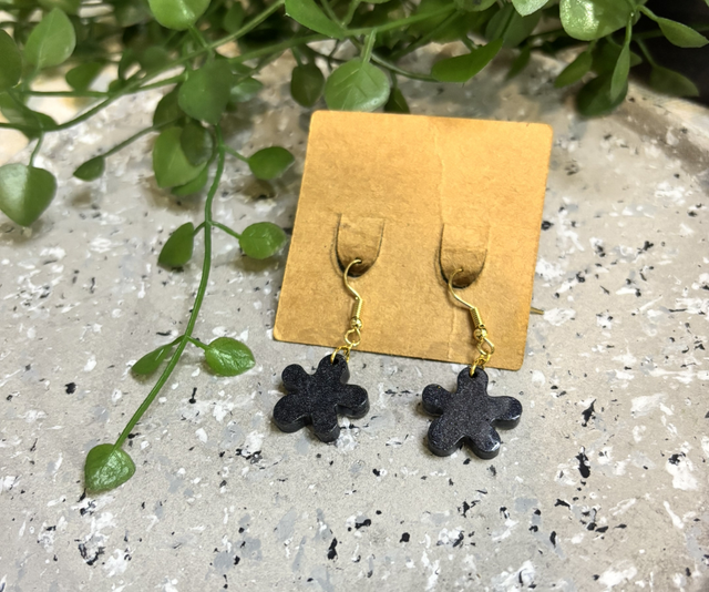 Boucles d’oreilles noires et doré 